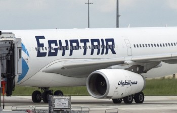 Máy bay Ai Cập lại bị đe dọa đánh bom