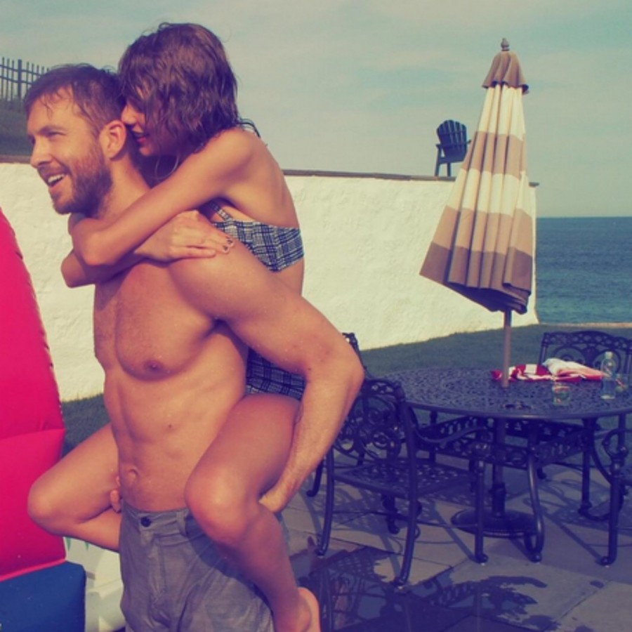 Taylor Swift được trả 10 triệu đô để chụp hình đồ lót cùng bạn trai