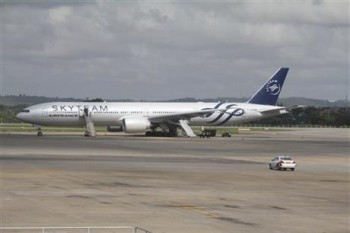 Thiết bị lạ trên máy bay Air France là bom giả