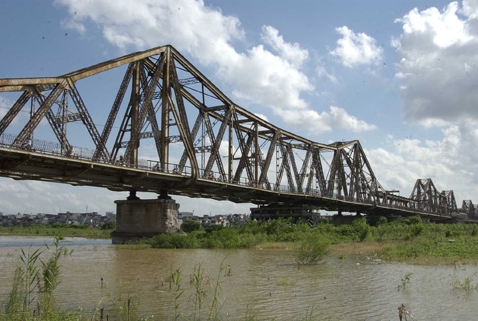 Thủ tướng yêu cầu giữ cầu Long Biên