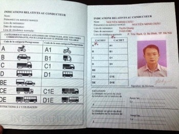 Hà Nội cấp giấy phép lái xe quốc tế vào tháng 3