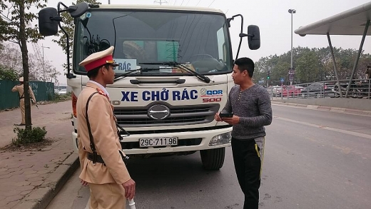 ra quan xu phat phuong tien co tinh di vao lan duong brt