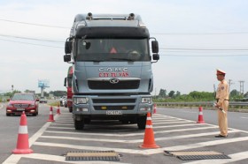 Cao tốc Nội Bài - Lào Cai: Lượng xe quá tải giảm mạnh