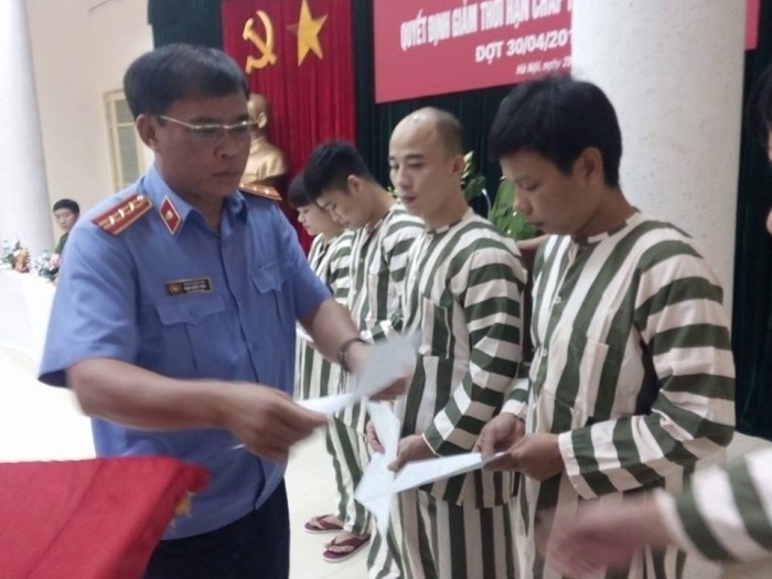 Hà Nội: Giảm án, tha tù trước thời hạn cho 101 phạm nhân
