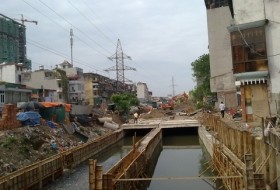 Hà Nội: Phá sản dự án biến mương nước thành bãi đỗ xe