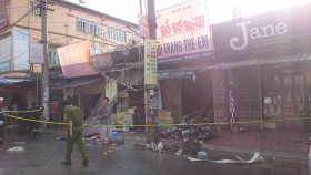 Hà Nội: Cháy chợ Phùng Khoang, 4 người nhập viện