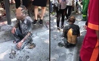 Hà Nội: Cụ ông tưới xăng lên người tự thiêu giữa phố