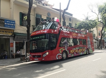 Chính thức vận hành xe buýt 2 tầng City tour