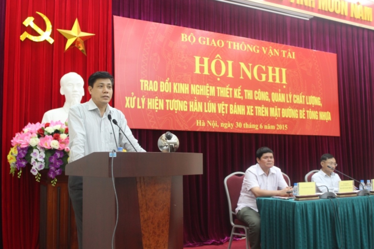 Thứ trưởng Nguyễn Ngọc Đông phát biểu tại hội nghị.