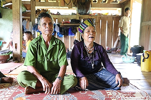 Hai vợ chồng 50 năm sống biệt lập giữa rừng Quảng Trị