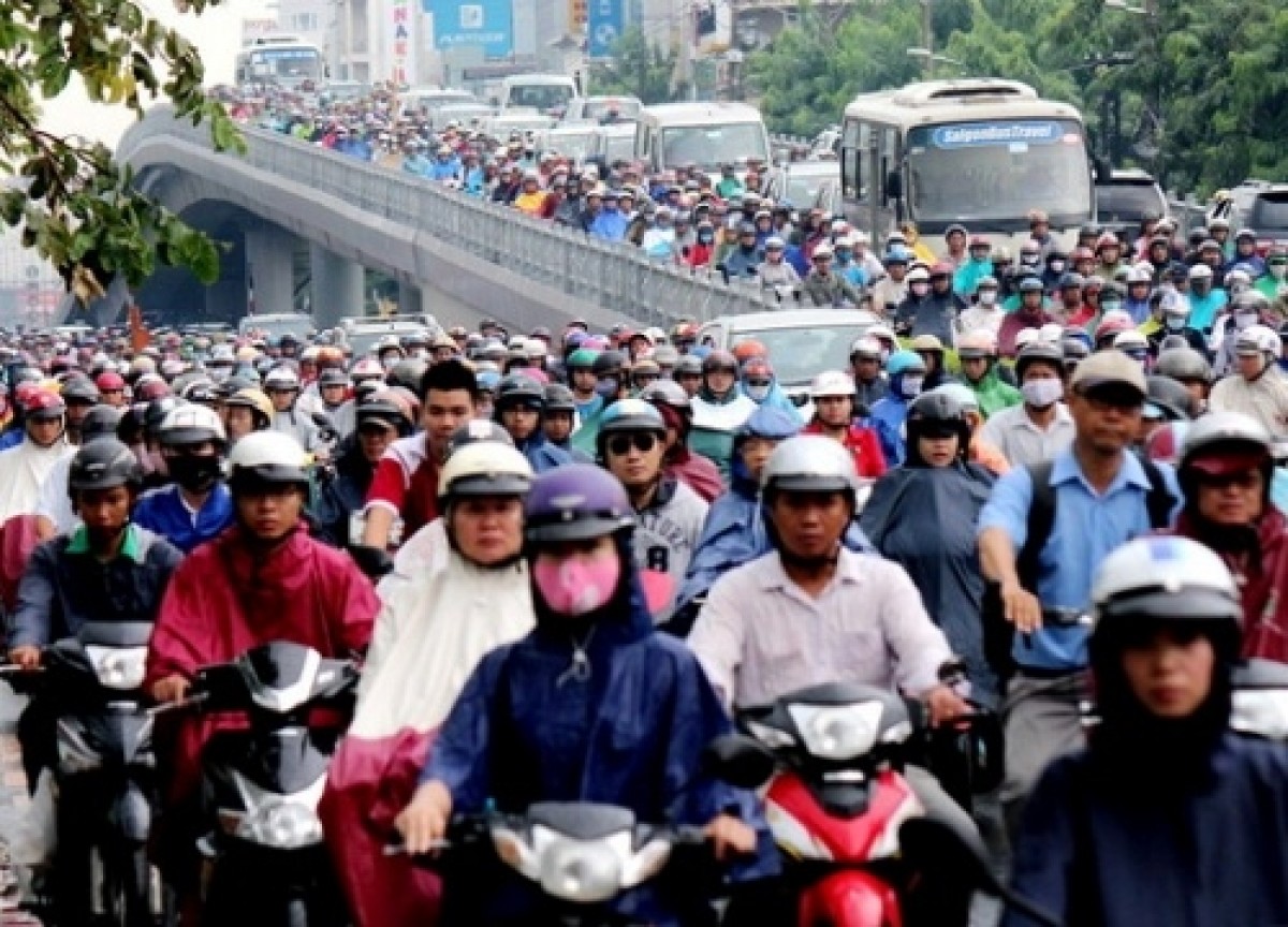 Hà Nội kiến nghị ban hành tem nộp phí đường bộ