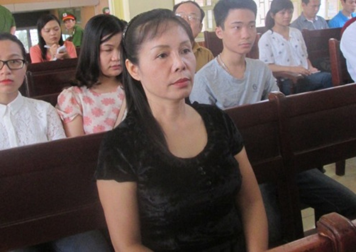 Lý Nguyễn Chung lĩnh 12 năm tù
