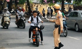 Hà Nội: Tạm giữ 33 xe máy điện chưa đăng ký