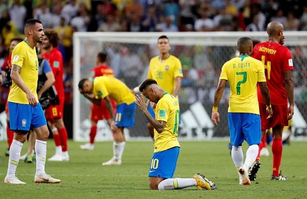 Bỉ loại Brazil, gặp Pháp ở bán kết World Cup
