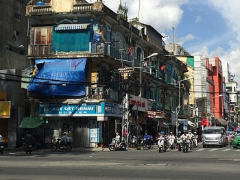 Di dời 15 chung cư xuống cấp trầm trọng ở Sài Gòn