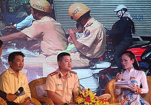 Cảnh sát trẻ liên tiếp phơi nhiễm HIV khi bắt tội phạm ở Sài Gòn