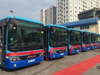 Hà Nội đưa xe buýt mới có wifi miễn phí vào hoạt động