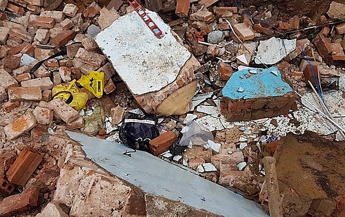 Ba công nhân ở Đồng Nai bị bức tường sập vùi lấp
