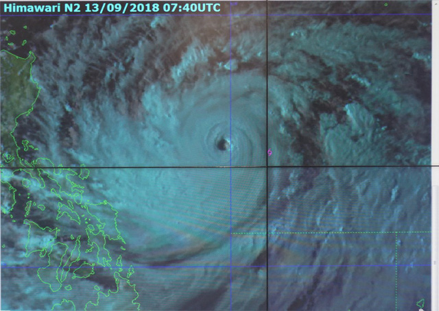 sieu bao mangkhut do bo ha noi can tinh toan cam luu thong qua mot so cay cau