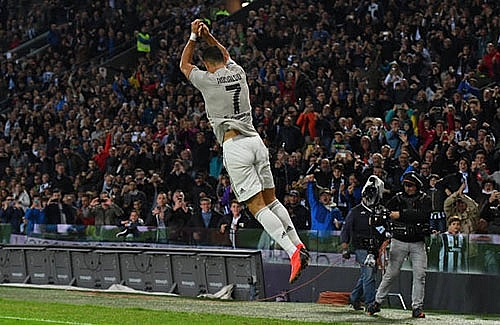 Ronaldo ghi bàn giúp Juventus có ba điểm