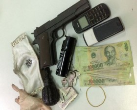 Hà Nội: Dùng súng và lựu đạn để cướp tài sản