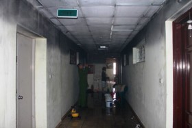 Hà Nội: Cháy căn hộ chung cư, chủ nhà ngạt khói