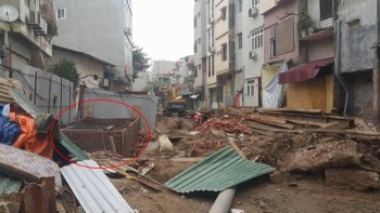 UBND phường Bưởi 'bảo kê' xây nhà 'siêu mỏng' không phép