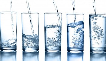 Kinh ngạc uống 3 lít nước mỗi ngày trẻ ra 10 tuổi