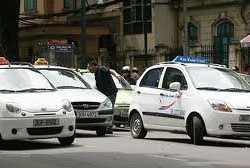 Tết 2012 &#8211; Ba lí do khiến taxi ở Hà Nội thất thu