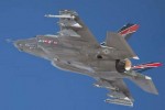 F-35 bay thử nghiệm với tên lửa gắn ngoài