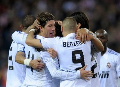 Real đang hướng tới khả năng đoạt cú ăn ba Champions League, Liga và Cup Nhà vua trong mùa bóng 2010-2011.