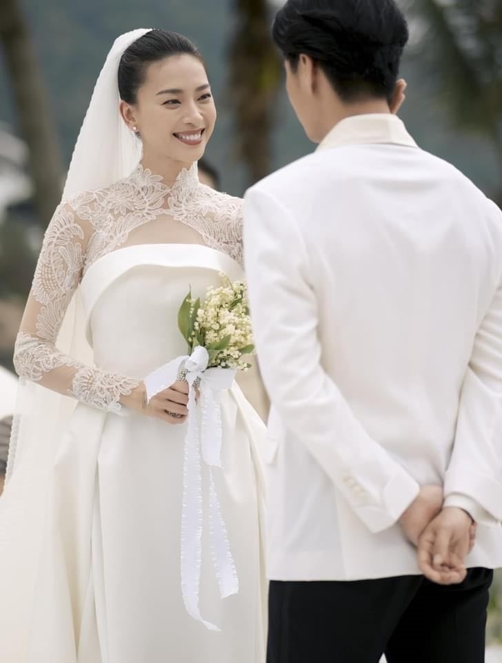 Những khoảnh khắc xúc động trong lễ cưới của Ngô Thanh Vân