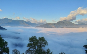 Ngắm "biển mây" đẹp như tiên cảnh tại Điện Biên