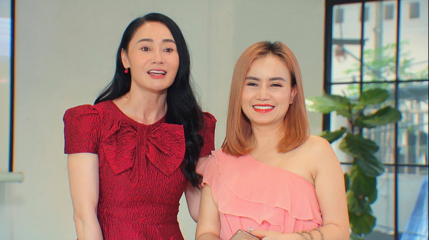 Sao Việt ngày 26/10: Diễn viên Hoàng Yến chia sẻ về cát-xê đóng phim Hương vị tình thân