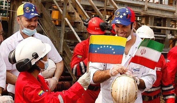 Rất nhiều tàu chở dầu của Iran đang tiến vào cảng của Venezuela