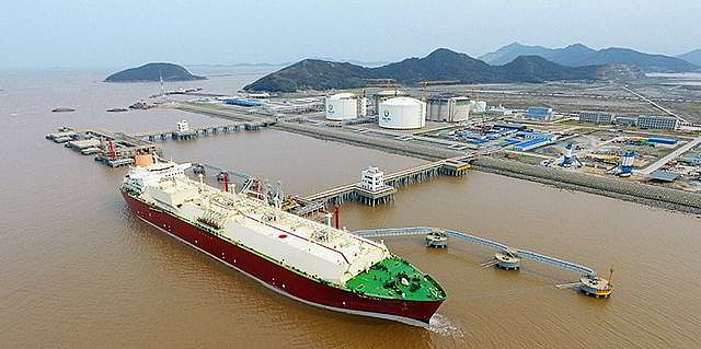Nhập khẩu LNG của Trung Quốc tăng 12% trong năm 2020