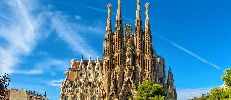 Nhà thờ Sagrada Familia - kiệt tác nghệ thuật của Tây Ban Nha