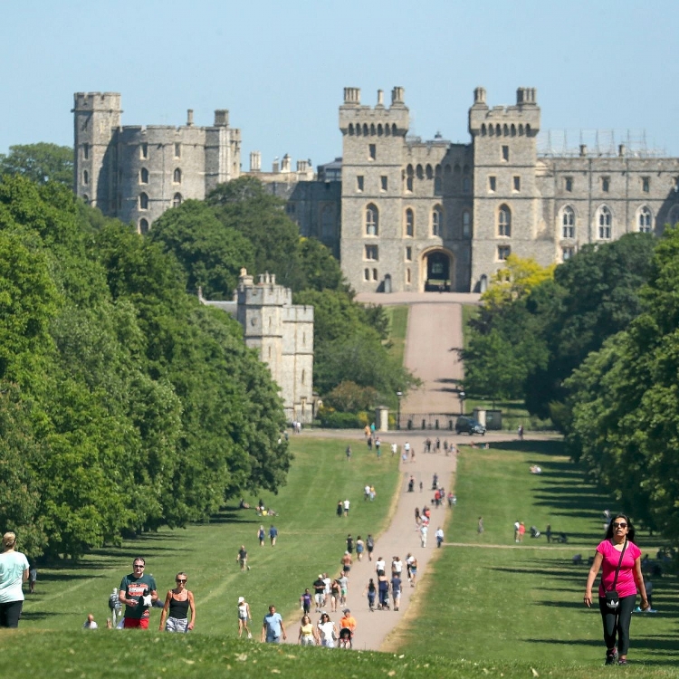 Chiêm Ngưỡng Windsor Catsle - Tòa lâu đài bị chiếm đóng lâu nhất thế giới