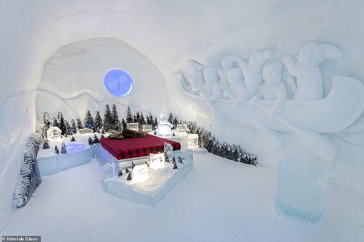 Khách sạn băng Canada đầy ấn tượng với phiên bản năm 2021