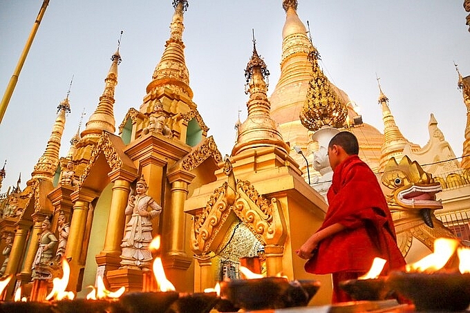 Chùa Shwedagon – ngôi chùa nạm kim cương linh thiêng nhất Myanmar