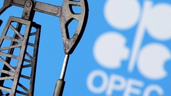OPEC+ sẽ không để Iran tự do tăng sản lượng dầu