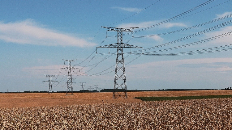 Ukraine vừa tự ngắt kết nối khỏi hệ thống điện của Nga và Belarus