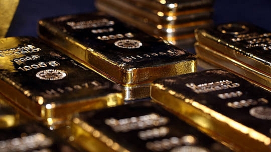 Giá vàng có thể giảm xuống 1.200 USD / ounce vào năm 2023, Fitch cảnh báo