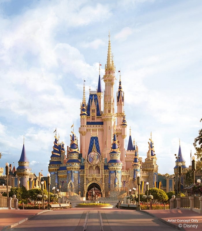 Sự thay đổi của lâu đài Cinderella của Disney World qua các năm