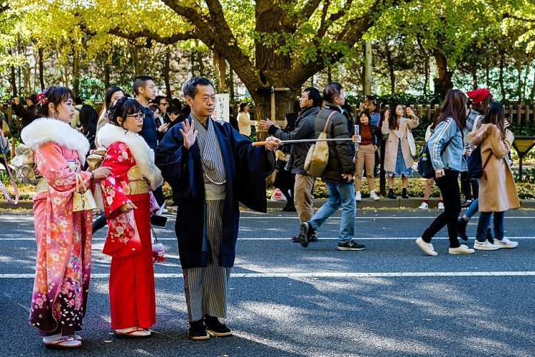 Meiji-jingu Gaien - Một trong những nơi lý tưởng để ngắm mùa lá rụng ở Tokyo