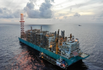 Petronas hợp tác với CNOOC về LNG và năng lượng
