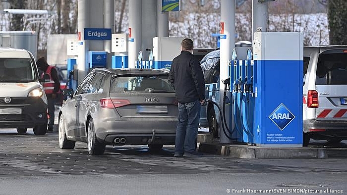 Giá xăng dầu tại Đức tăng lên mức kỷ lục mới