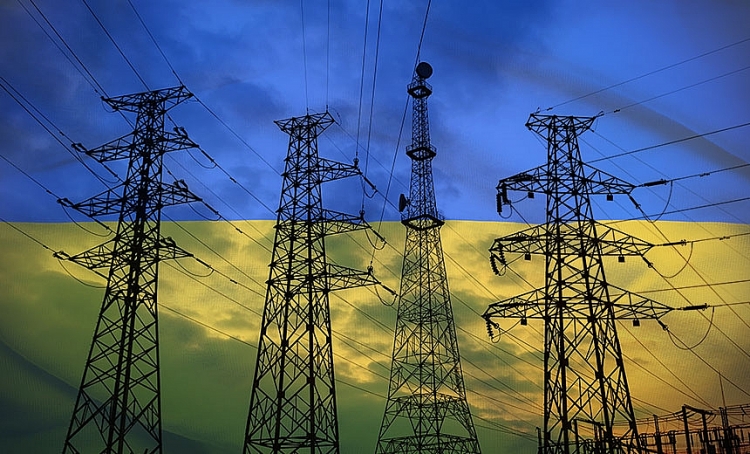Ukraine lo sợ mất điện trầm trọng sau các trận pháo kích của Nga