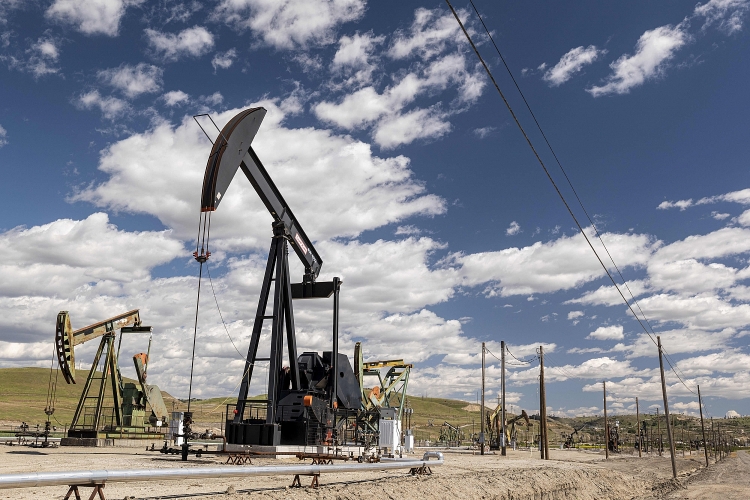 Cơ quan xếp hạng tín dụng Fitch thay đổi dự báo giá dầu
