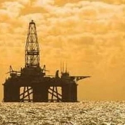 Các ông lớn dầu khí vẫn mạnh tay đầu tư khai thác dầu ngoài khơi